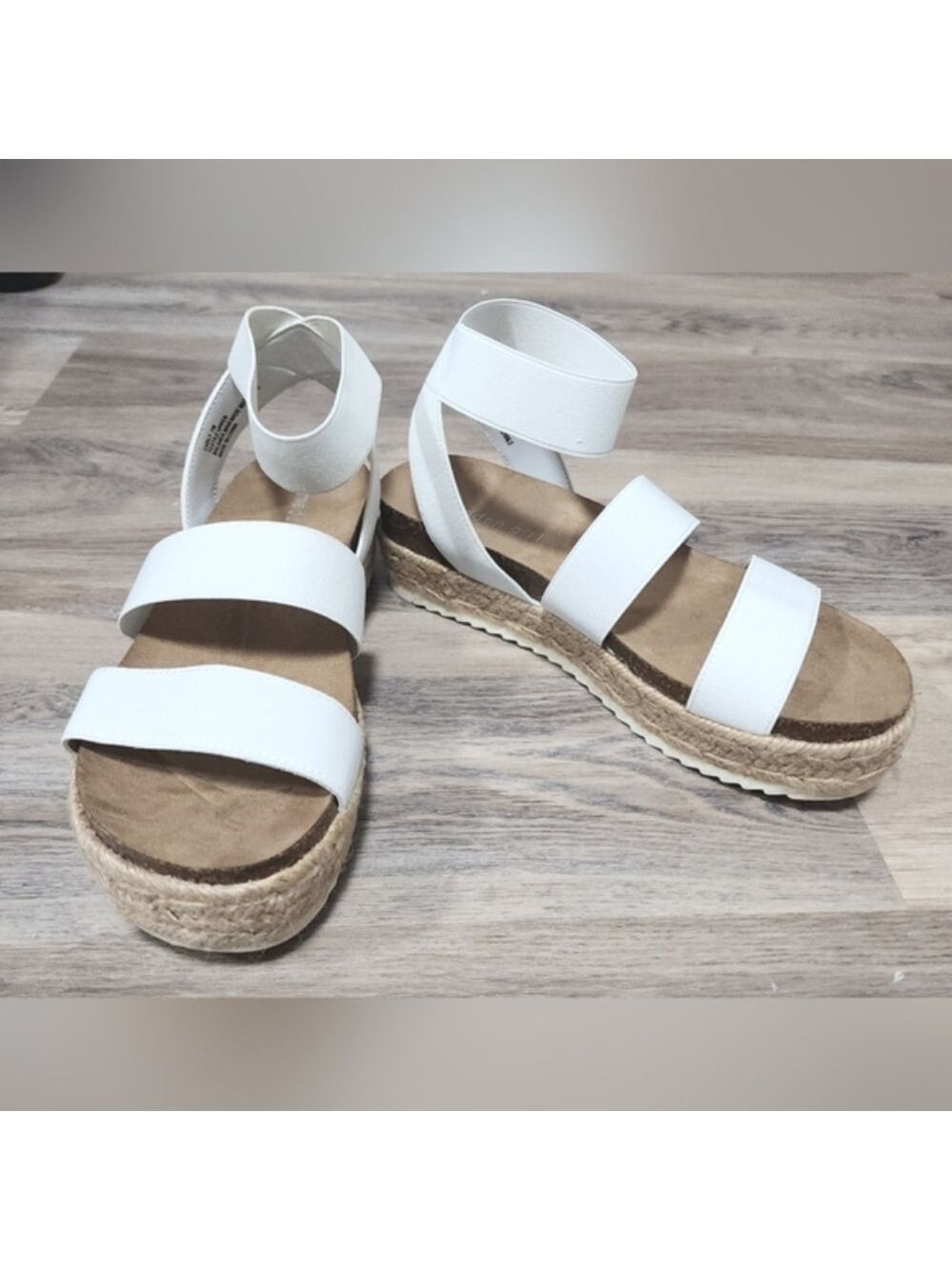 Madden Girl Women's Carly Espadrille Wedge Sandal White Size 7 - New in Box - Picture 7 of 11
